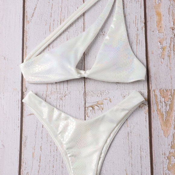Boho Snakeskin One Shoulder Bikini Swim White - Picture 5 of 6